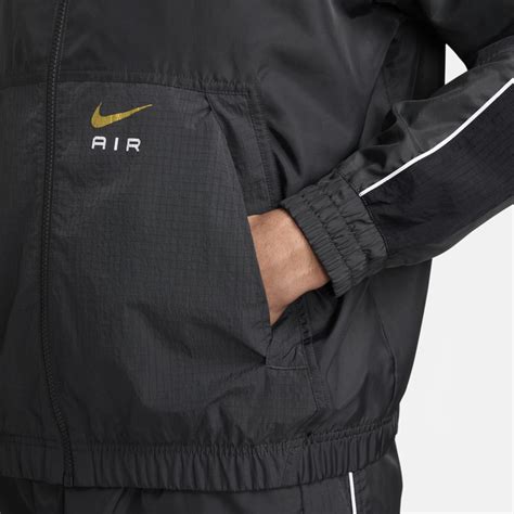 nike air jacke schwarz weiß grau|Nike Air Track jacket (FN7687) .